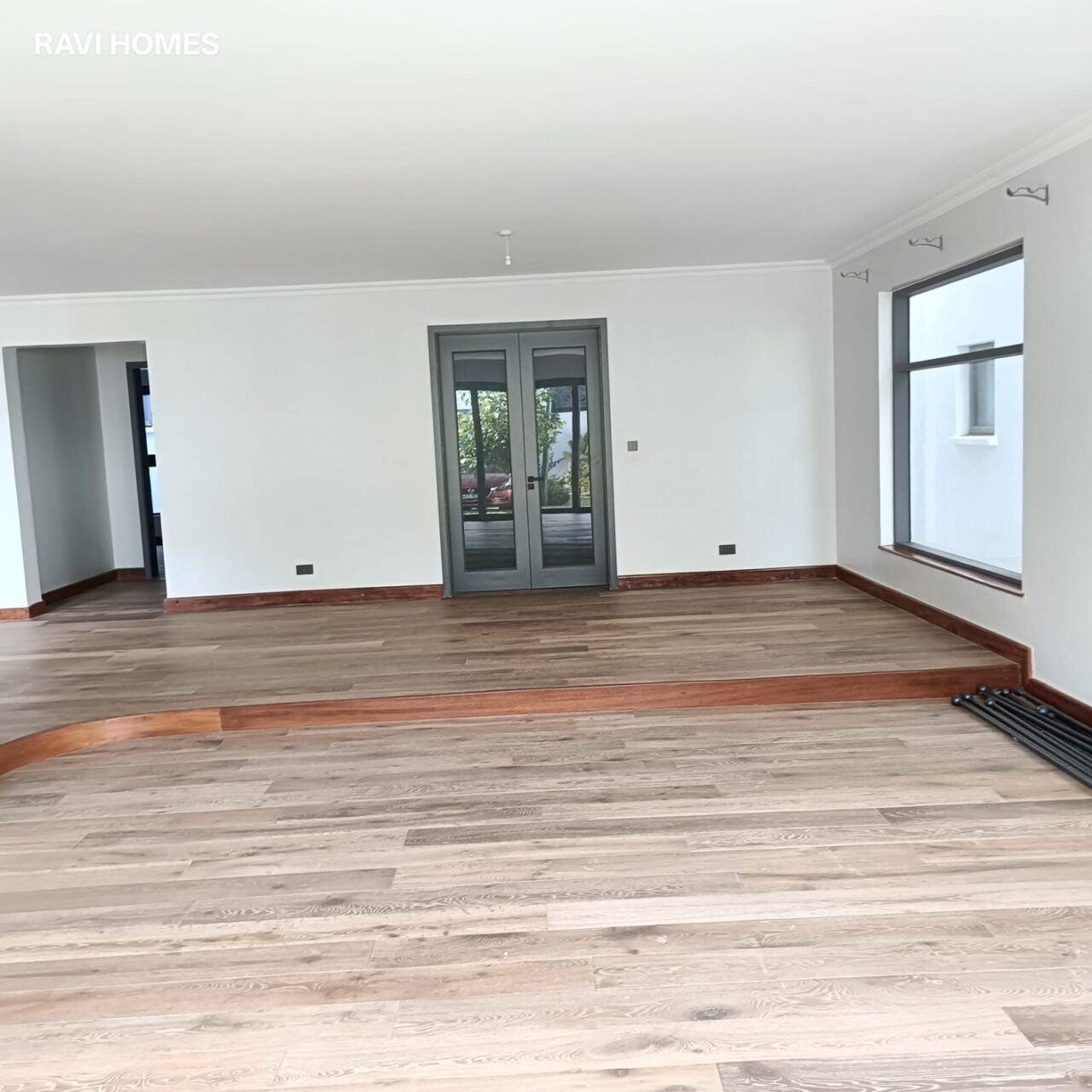 WhatsApp-Image-2025-04-17-at-10.40.20_8181d4f3