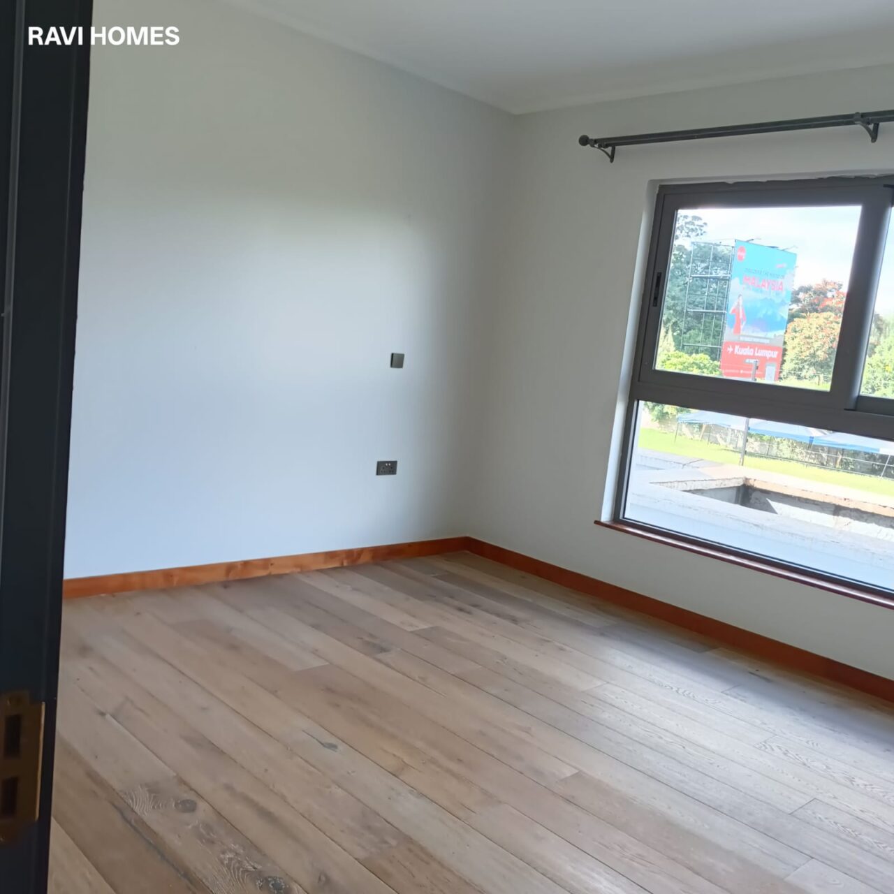 WhatsApp-Image-2025-04-17-at-10.40.24_4117c409