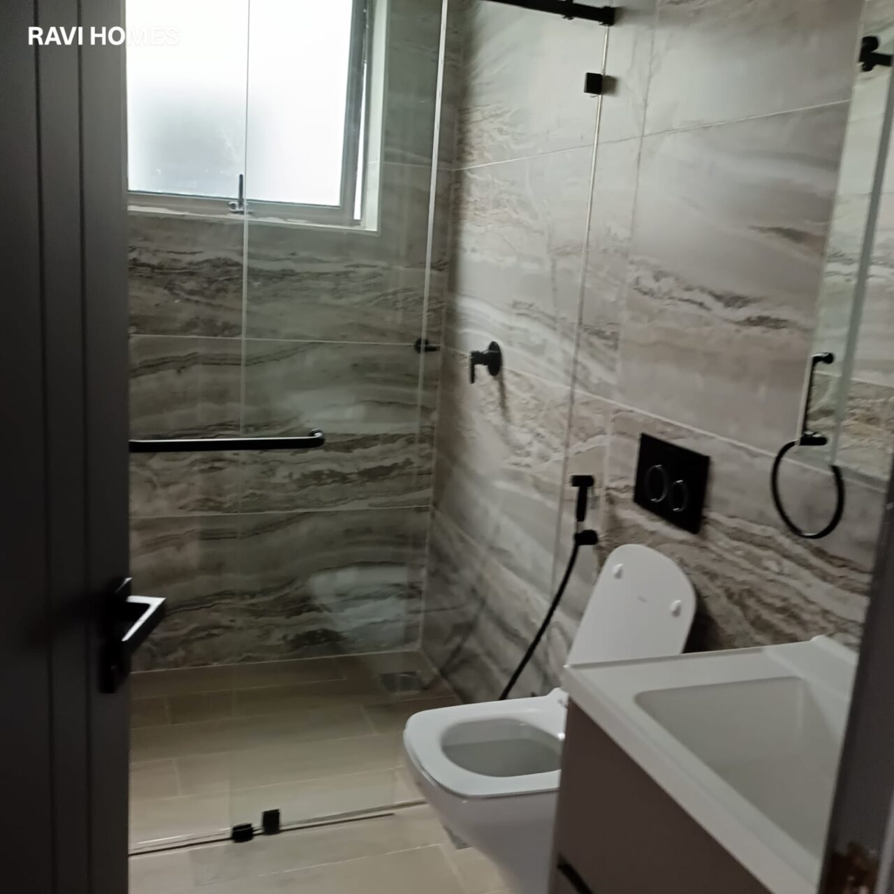 WhatsApp-Image-2025-04-17-at-10.40.26_839e6d97